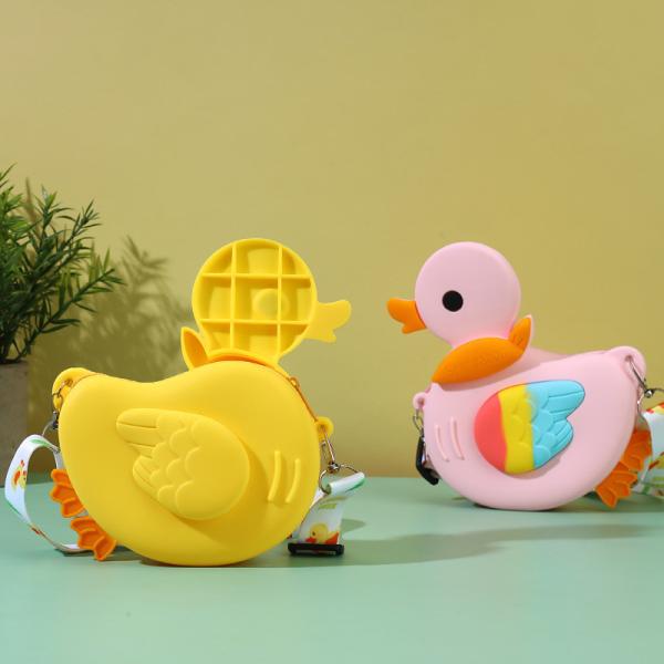 Cartoon Small Crossbody Bag For Teen Girls Silicone Bunny Duck Purse Handbag Kids Waterproof Shoulder Bag Makeup Bag