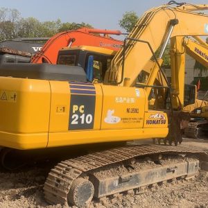 China High Quality Japan Excavators Used Komatsu PC210 PC220 PC300 Crawler Excavators on sale