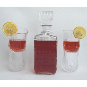 Quality GLASS WINE DECANTER WITH 4 CUPS for sale