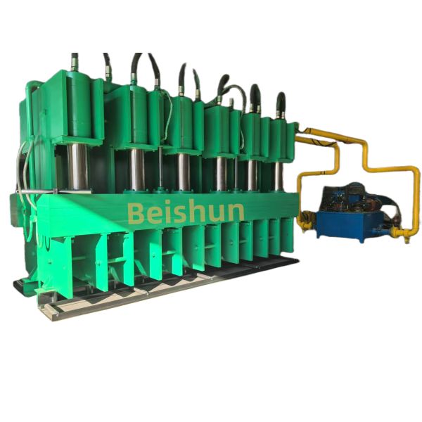 Double Jaw Rubber Elevator Handrail Manufacturing Machine / Tire Tread