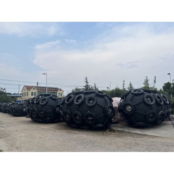 Yokohama Naturail Rubber Fender With Stock Rubber SS Black / Grey