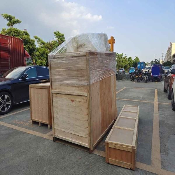 Dose Liquid Filling Small Wet Tissue Lens Wipe Automatic Making Packing Machine 3