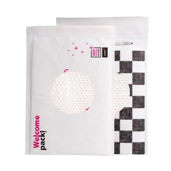 Buy Honeycomb Structure Paper Padded Mailer Recyclable Custom Padded Envelopes Shockproof at wholesale prices