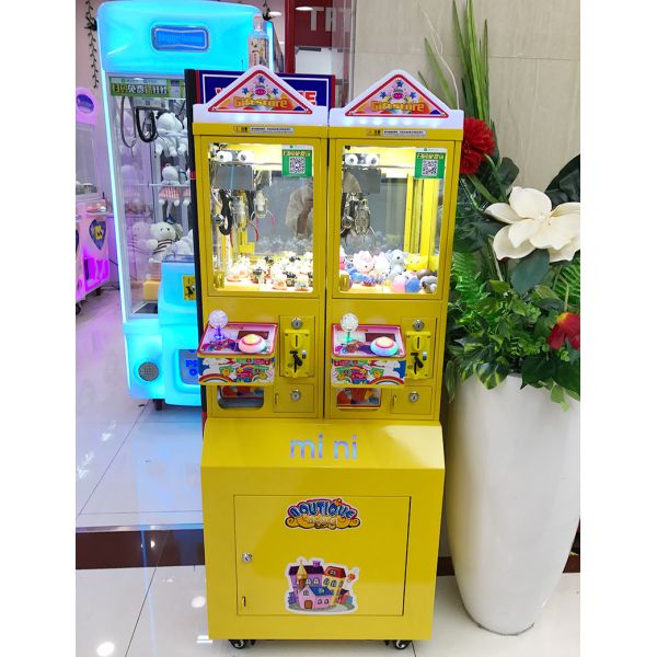 Indoor Metal Mini Claw Machine Coin-Operated Arcade Toy 3 Years+ Amusement Game Game Centers Featuring Teddy Bears