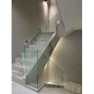 Modern Home Tempered Glass Staircase Clear Customized Size