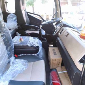 Customized 4x2 JAC New Model 6.8M Refrigerator Trucks Freezer Van Refrigerator