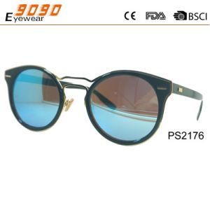 Sunglasses in fashionable design,made of plastic ,suitable for men and women