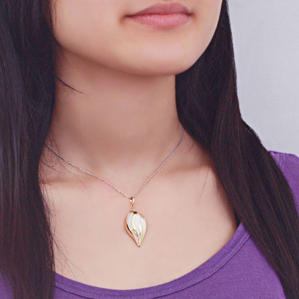 18K Yellow Gold Diamonds White Agate Drop Pendant Earrings Jewelry (GDSET005)