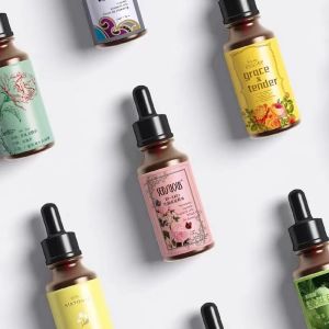 Waterproof Custom Printed Sticker , Self Adhesive Vinyl Roll Bottle Packaging