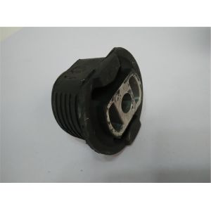 2013512842 Suspension Parts Control Arm Bushing