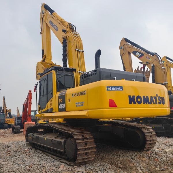 Secondhand Komatsu PC450-8 Heavy 45Ton Digger Adopts Hydraulic Japan Used Excavators