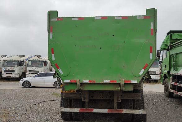 HOWO 380hp Used Tipper Truck 6*4 WD.10 15-30Ton Dumper