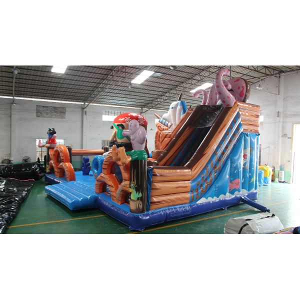 Attractive Duarable Inflatable Pirate Play Park Bouncer For Promotion