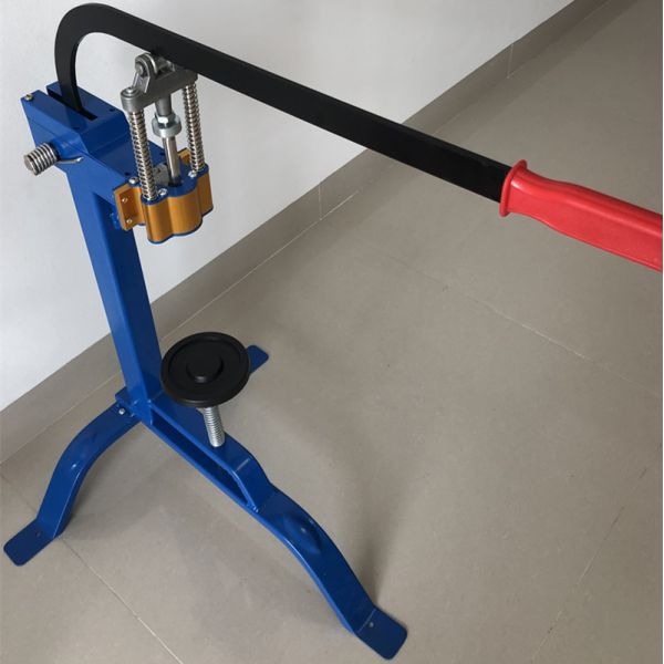 Buy Factory Price Portable Wine Corker Capping Machine Bench Bottle Capper for Homebrewing Equipment Machine Manufacturer at wholesale prices