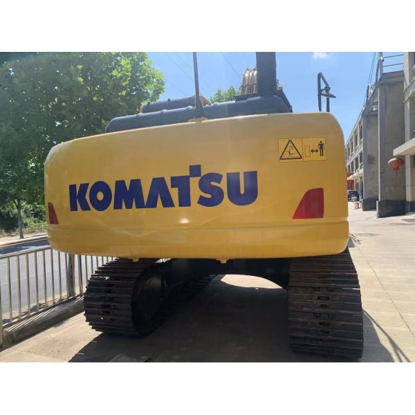 20ton New Komatsu Pc200-8 Excavator With 1m³ Bucket Capacity