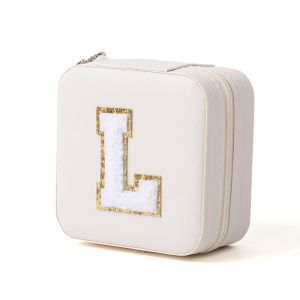 China Small Leather White Travel Organizer Case Jewelry Storage Box packaging on sale