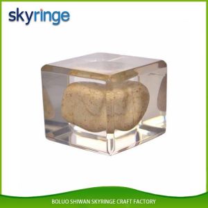 Made In China Resin Acrylic Paperweight Souvenir Gifts