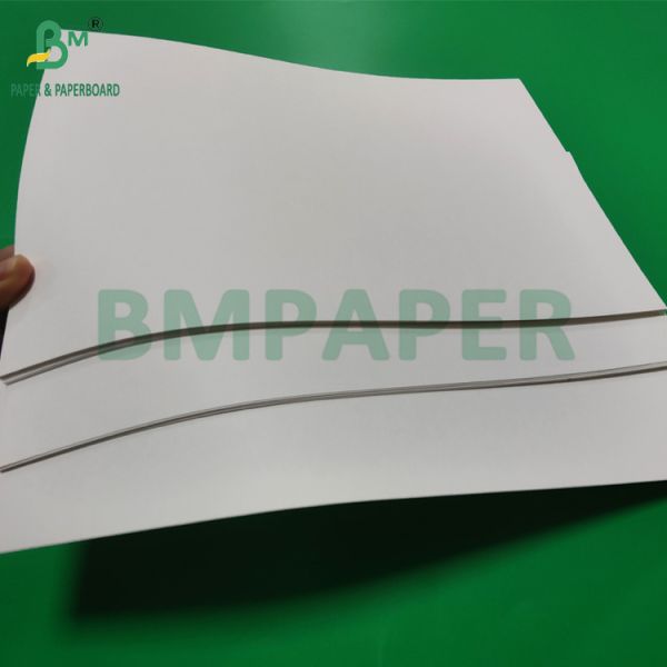 200gsm 250gsm White Kraft Paper For Shopping Bags Tear Resistant 72 x 102cm