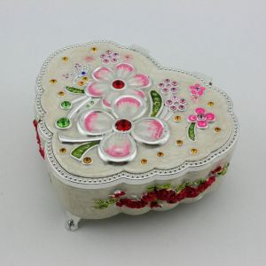China Heart Creative Dance Musical Jewelry Gift Box on sale
