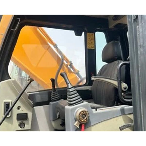 South Korea 22 Ton Used Hyundai R220LC-7 Excavator For Digging Year 2016