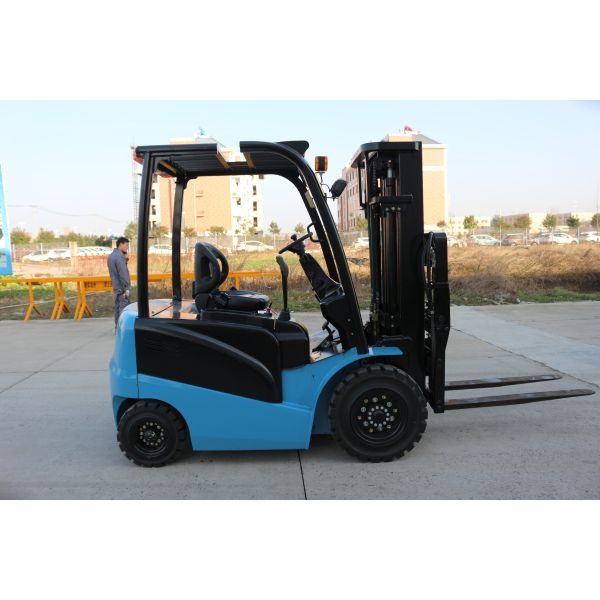 Buy High Performance Electric Counterbalance Forklift Four Wheel 1.5 - 3.5T at wholesale prices