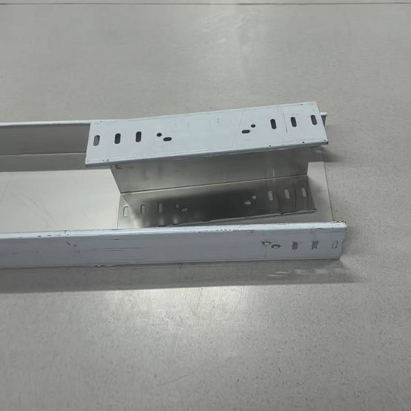 Customized Stainless Steel Cable Tray And Long Lasting Durability electrical cable trough