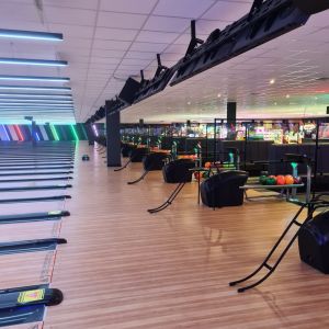 Latest Automatic Tenpin Bowling Alley Equipment with String Machine and