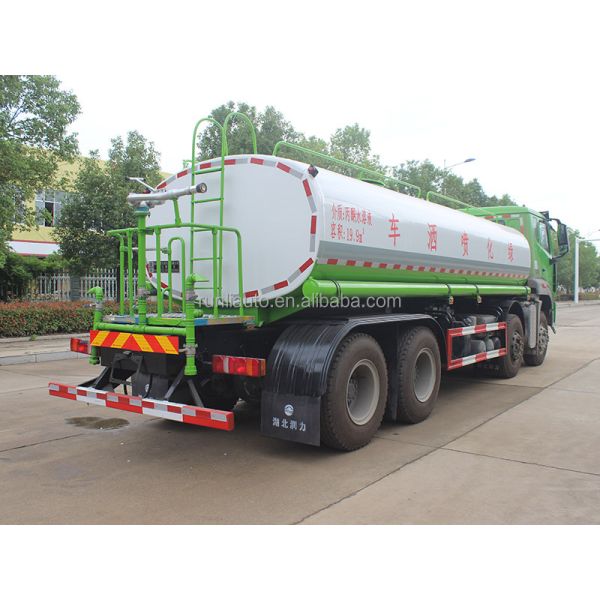 Factory Direct Price Sinotruk HOMAN 8x4 19.9cbm Water Sprinkler Tank Truck