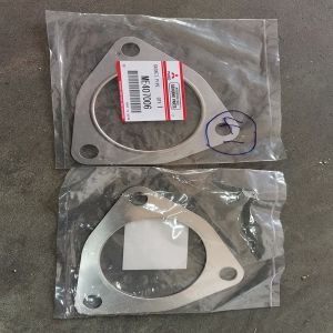 China 6m60 Mitsubishi Fuso Genuine Parts Exhaust Pipe Me40700 For Engineering Machine on sale