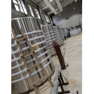 China Durable 3000l Brewery Fermentation Tanks Highly Automatic / Manual Operation on sale
