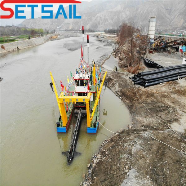 18 Inch Cutter Suction Sand Dredger with Available Spare Parts