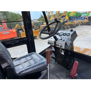 China 12.3 Ton Road Machine SR12-B6 Single Drum Road Roller Compactor With Diesel Engine on sale