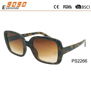 Fashionable design rectangle plastic sunglasses with UV 400 protection lens