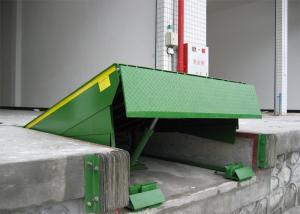 Quality Green Standard Type Hydraulic Dock Leveler , Loading Dock Levelers for sale