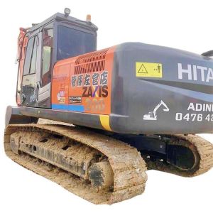 Japan Original Used Hitachi ZX200-3 Crawler Excavator With Crawler Chain Moving