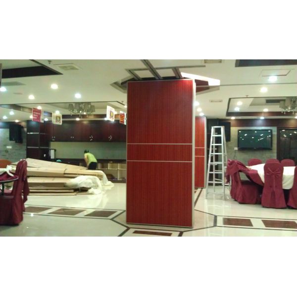 Commercial Furniture Interior System Accordion Folding Partition Walls Voice Insulation