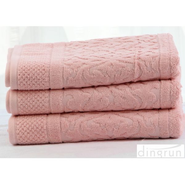 Buy Jacquard Pure Cotton Bath Towels Pink 32s OEM / ODM Acceptable at wholesale prices