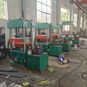 Rubber Platen Hot Compression Moulding Machine 300 Degree 5.5KW