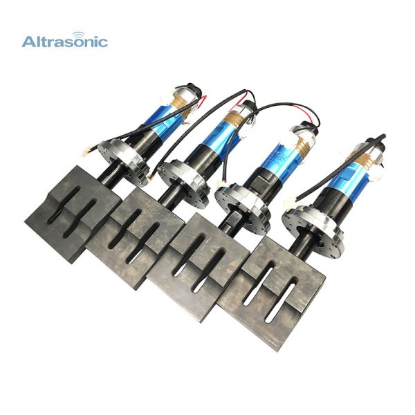 20kHz Ultrasonic Piezoelectric Transducer Applied To Surgical Mask Making Machine