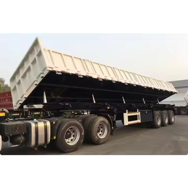 Buy Mechanical Suspension Payload 70T Side Unloaded Tri-axle Tipper Trailer at wholesale prices