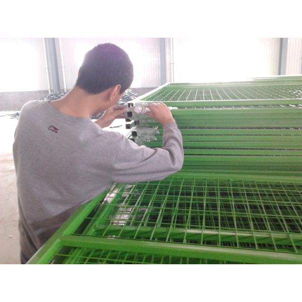 Buy hot sale customization Canada PVC coated temporary fence china at wholesale prices