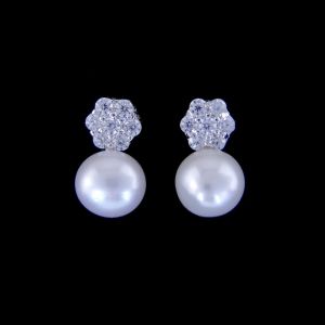 Triangel Shape Silver Pearl Earrings / Real Natural Freshwater Pearl Earrings