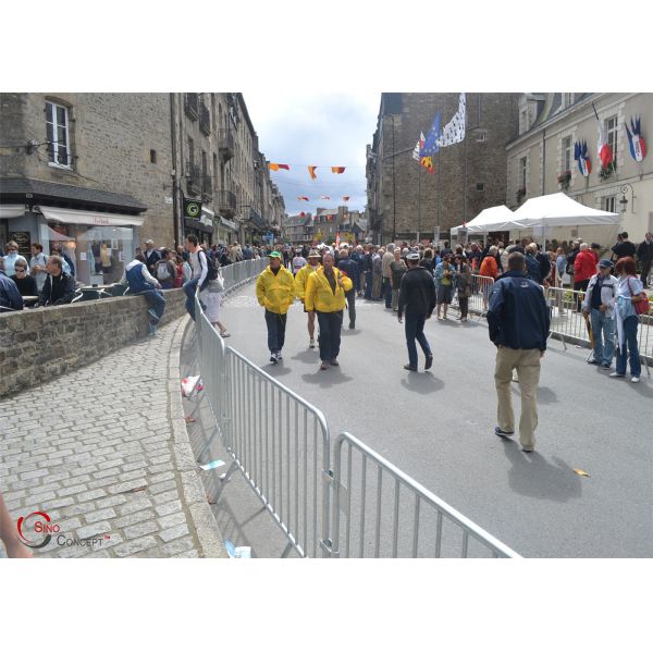 Buy Stainless steel Crowd Control Barriers 304 1000mm x 2500mm width at wholesale prices