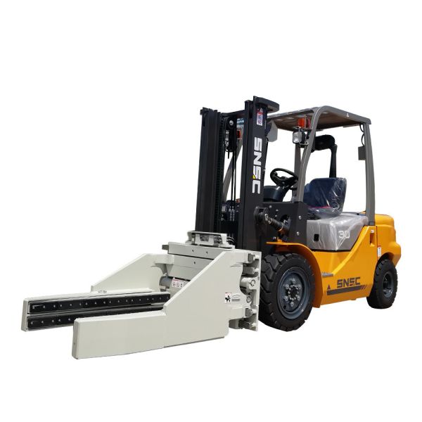 Buy 3.5ton Diesel Fork Lift Forklift with Block Clamp Automatic Transmission Customization at wholesale prices