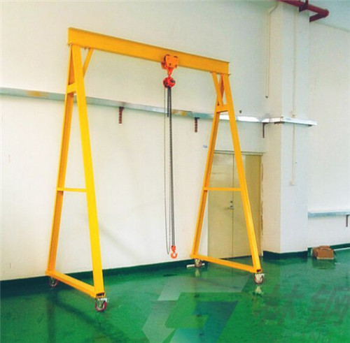 Buy 1T Small Single Girder Mobile Gantry Crane 7.5m Portable For Lifting Items at wholesale prices