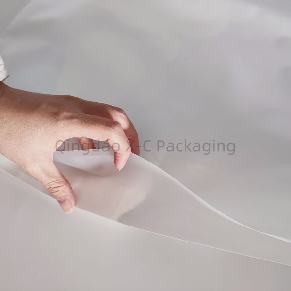 Customized Tear Resistant Kraft Paper Shopping Bags Custom Size Open Top Closure