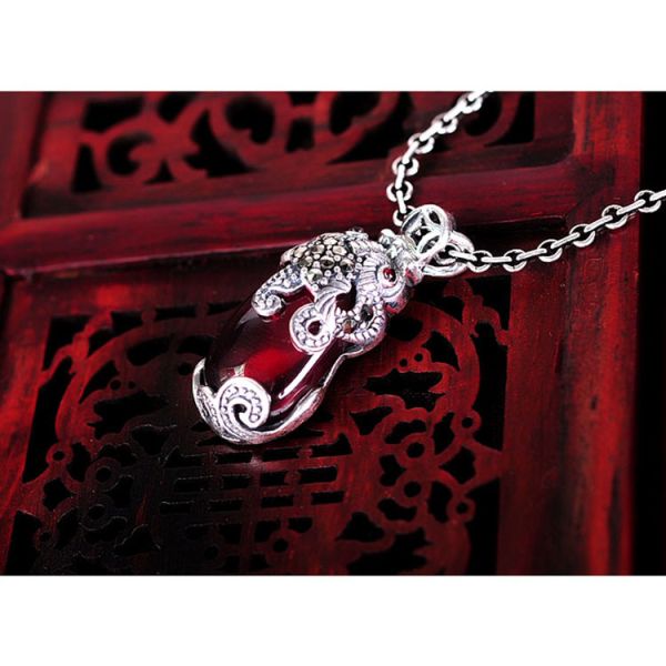 Thai Sterling Silver Marcasite Red Cubic Zirconia Pendant Necklace(N12284)