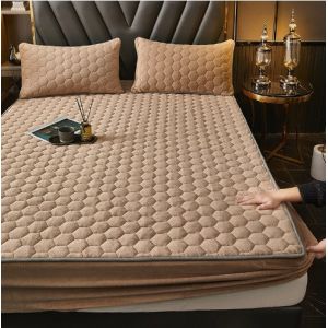 Luxury Custom Washable Bedsheet Hypoallergenic Bed Protector Mattress Cover