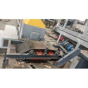 Shredding Wood Pallet Machine 37KW Wooden Pallet Crusher