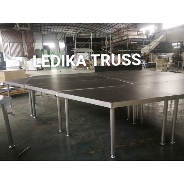 Buy Simple Movable Portable Aluminum Stage Platform 0.8m Height at wholesale prices